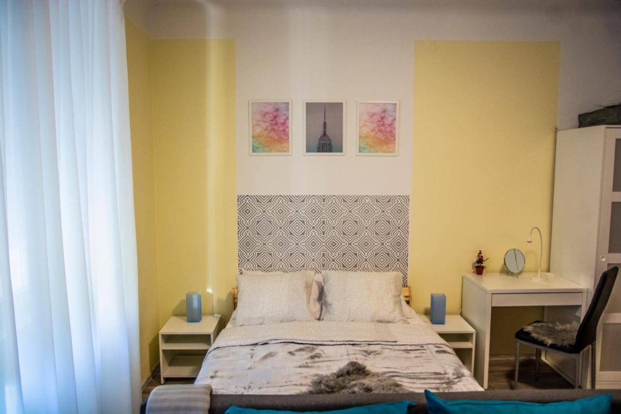 Apartment & Room Eni ซาเกร็บ ภายนอก รูปภาพ